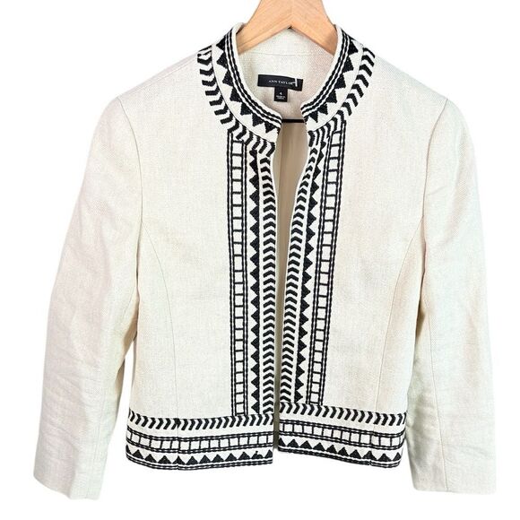 Ann Taylor Creamy White & Black Linen Blend Blazer - Picture 1 of 7